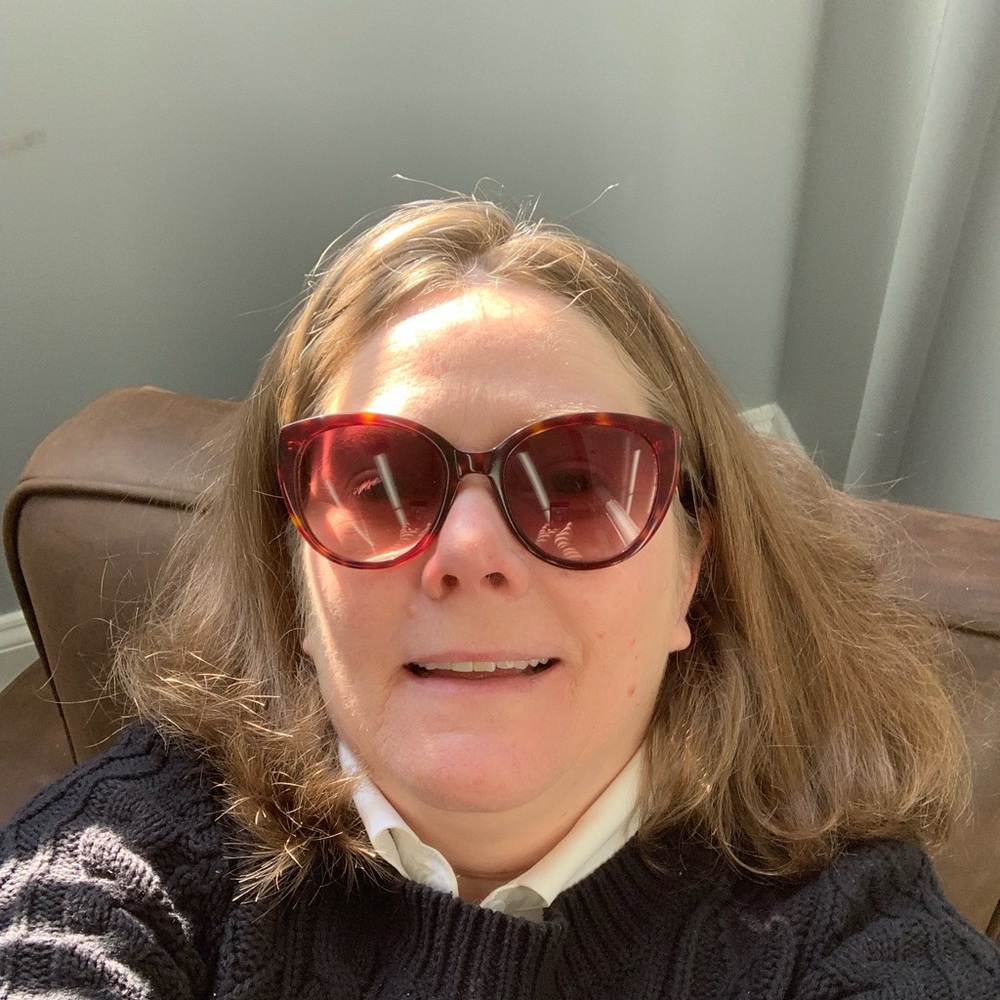 Meet your Posher, Pamela